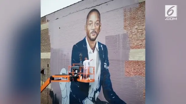 Seorang seniman asal Inggris bernama Richard Wilson membuat mural Will Smith setinggi 60 kaki. Mural tersebut dibuat di luar dinding sebuah sekolah di West Philadelphia.
