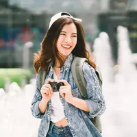 Sering Traveling Tapi Malas Merawat Kulit Wajah? Coba Tips Ini! / copyright shutterstock