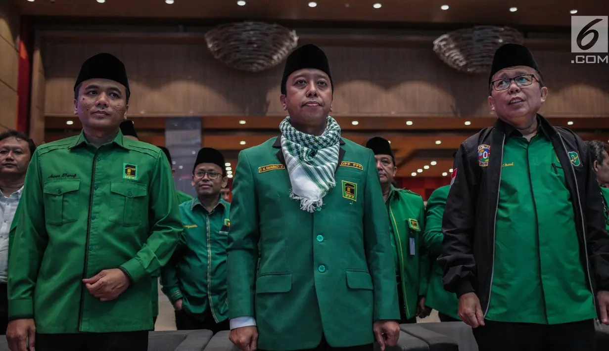 Ketua Umum PPP M. Romahurmuziy menghadiri Rapat Pimpinan Nasional (Rapimnas) IV dan Workshop Nasional Anggota DPRD PPP di Jakarta, Selasa (26/2). Kegiatan Rapimnas tersebut dilaksanakan pada 26-28 Februari 2019. (Liputan6.com/Faizal Fanani)