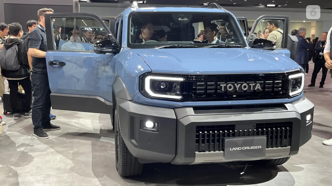 Toyota Land Cruiser FJ