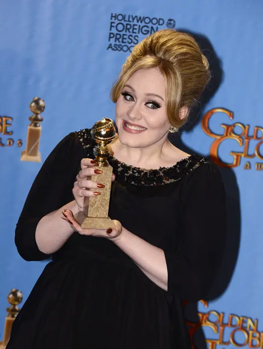 Jangankan melakukan tur, tanggal perilisan album baru Adele juga masih belum jelas, bahkan ada yang meragukan bahwa Adele akan merilis album ke-3 miliknya. (Bintang/EPA)
