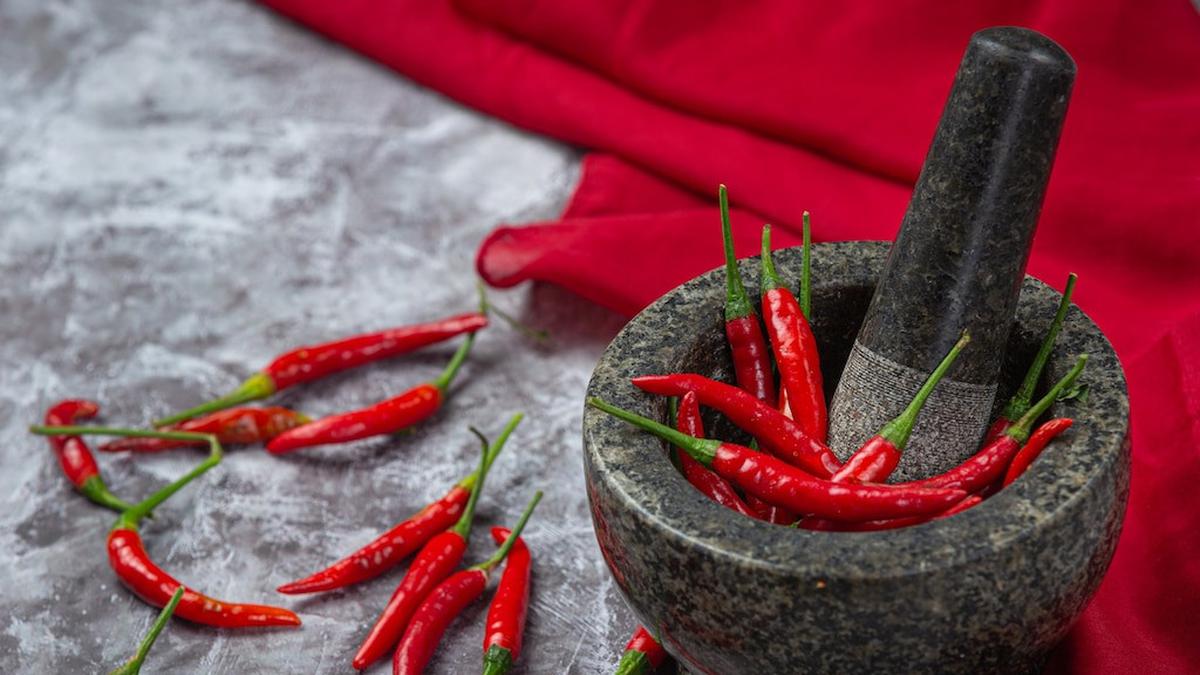 8 Resep Sambal Khas Nusantara: Pedas, Nikmat, dan Mudah Dibuat