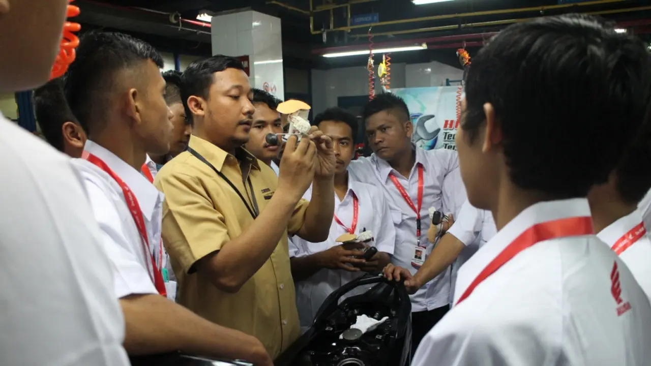 Begini Cara Honda Cetak Pengusaha Bengkel Motor Jempolan (foto:AHM)