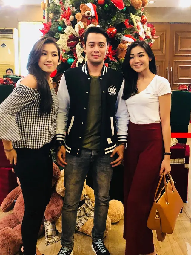 6 Pesona Cyndyana Lorens, Adik Kris Hatta yang Dikabarkan Dekat sama Daniel Wenas