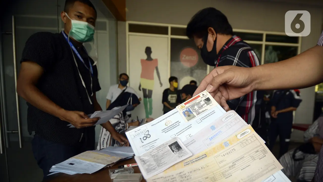FOTO: Pelayanan SIM Keliling di Masa Pandemi COVID-19