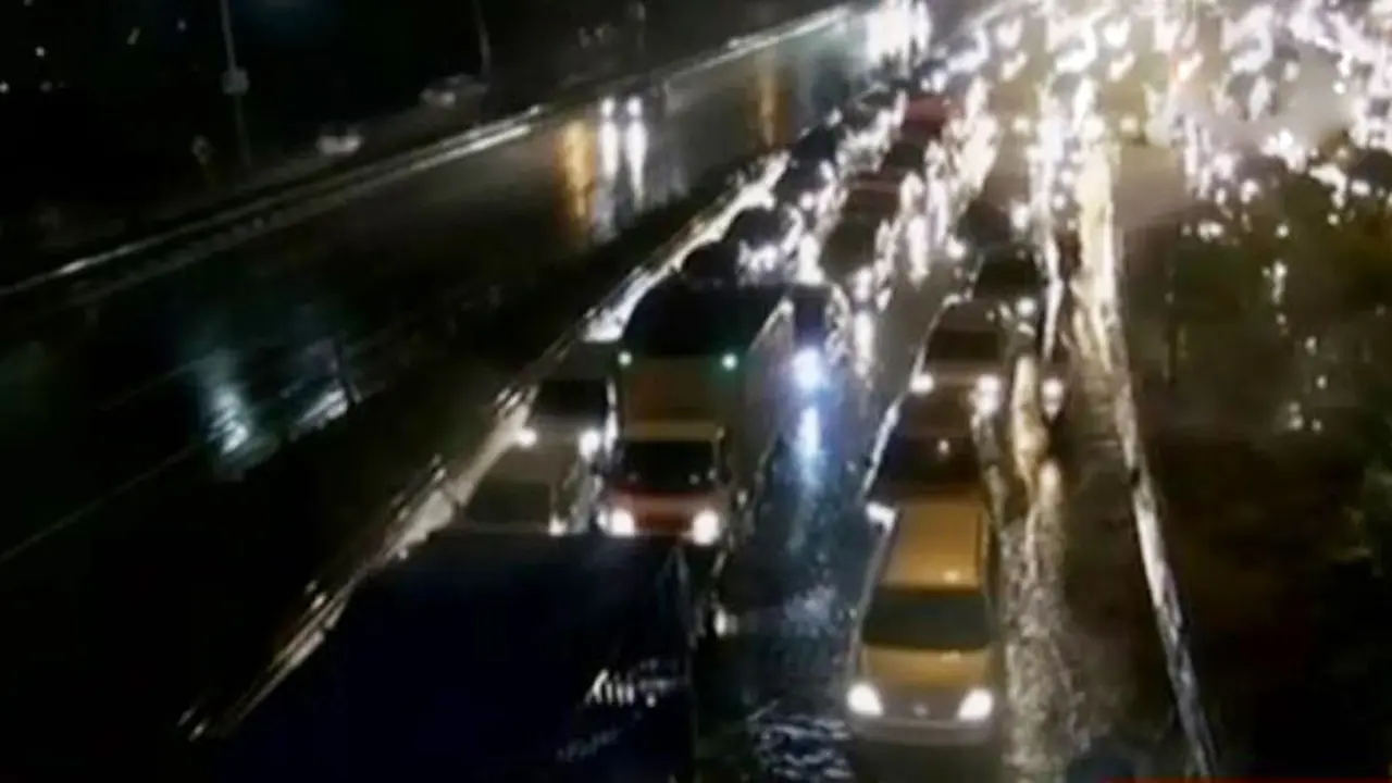 Segmen 1: Macet Karena Hujan hingga Petani Bentrok