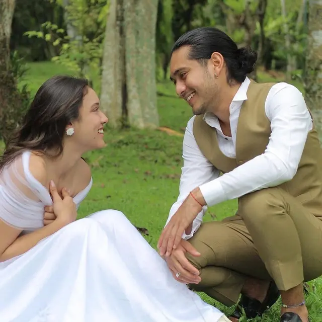 6 Potret Yasmin Napper dan Giorgino Abraham Tunangan di Sinetron Ini Bikin Baper