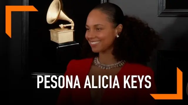 Alicia Keys tampil tanpa menggunakan riasan pada wajah saat menghadiri Grammy Awards 2019. Diketahui ia telah berhenti menggunakan riasan sejak tahun 2016.