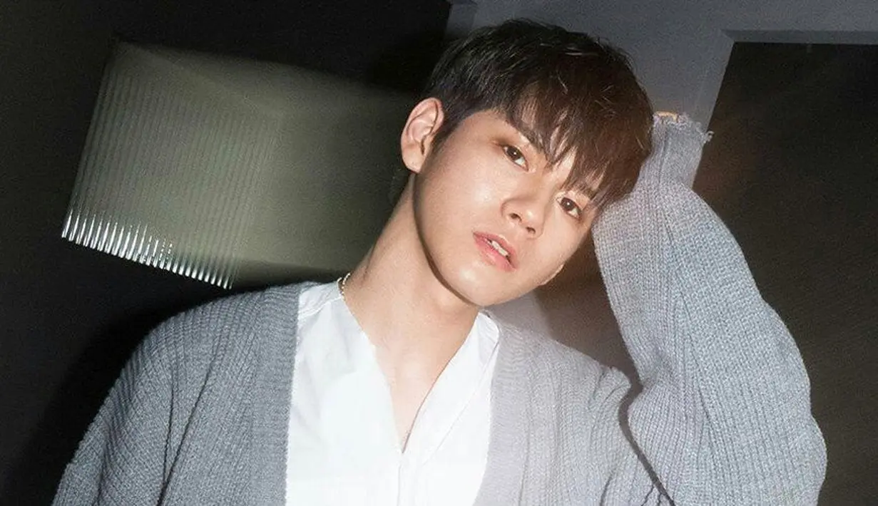 Ong Seongwu Wanna One lebih memilih wanita yang lebih tua darinya untuk dijadikan pasangan. (Foto: allkpop.com)