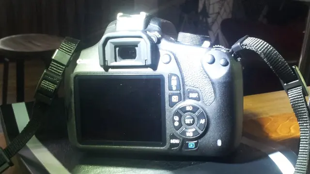 Canon EOS 1200D