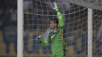 Penjaga gawang Persib Bandung,&nbsp;Fitrul Dwi Rustapa saat melawan Bhayangkara FC dalam laga pekan pertama BRI Liga 1 2022/2023 di Stadion Wibawa Mukti, Cikarang, Minggu (24/7/2022). (Bola.com/Ikhwan Yanuar)