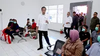 Selain BLT El Nino senilai Rp 400 ribu yang disalurkan kepada masyarakat, Presiden Jokowi menyebut bahwa pemerintah juga menyalurkan bantuan pangan cadangan beras pemerintah sejumlah 10 kilogram dimulai dari bulan September 2023. (Biro Setpres Kepresidenan)
