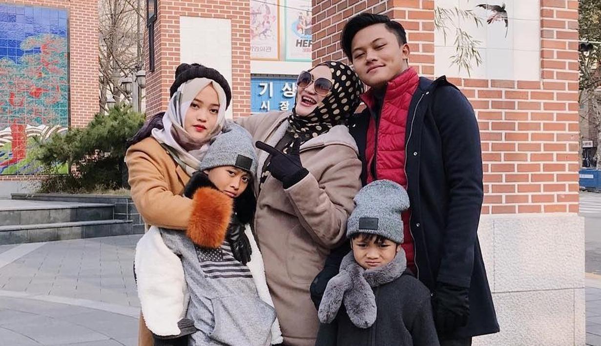 FOTO: Lina Meninggal, Ini Momen Terakhir Anak-Anak Sule ...
