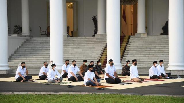 Presiden Joko Widodo atau Jokowi melaksanakan Salat Idul Fitri