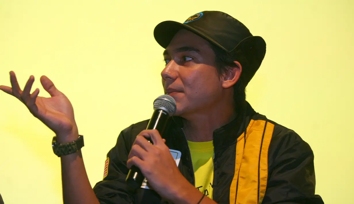 Di sisi lain, Adipati menunjukan antusiasnya saat menerima tawaran pertama kali untuk terlibat di film Teman Tapi Menikah besutan sutradara Rako Prijanto. (Nurwahyunan/Bintang.com)
