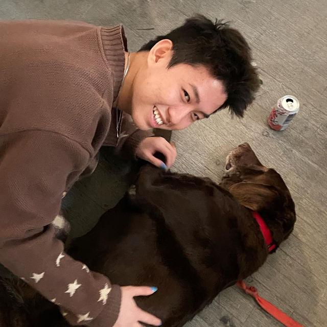 Potret 5 Artis Pria saat Tampil Pakai Kuteks, Percaya Diri