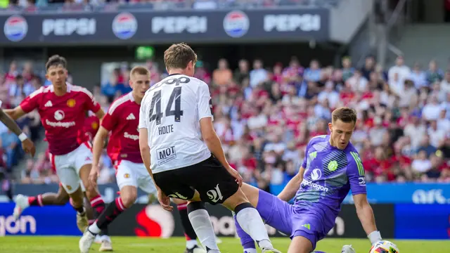 Rosenborg Vs Manchester United