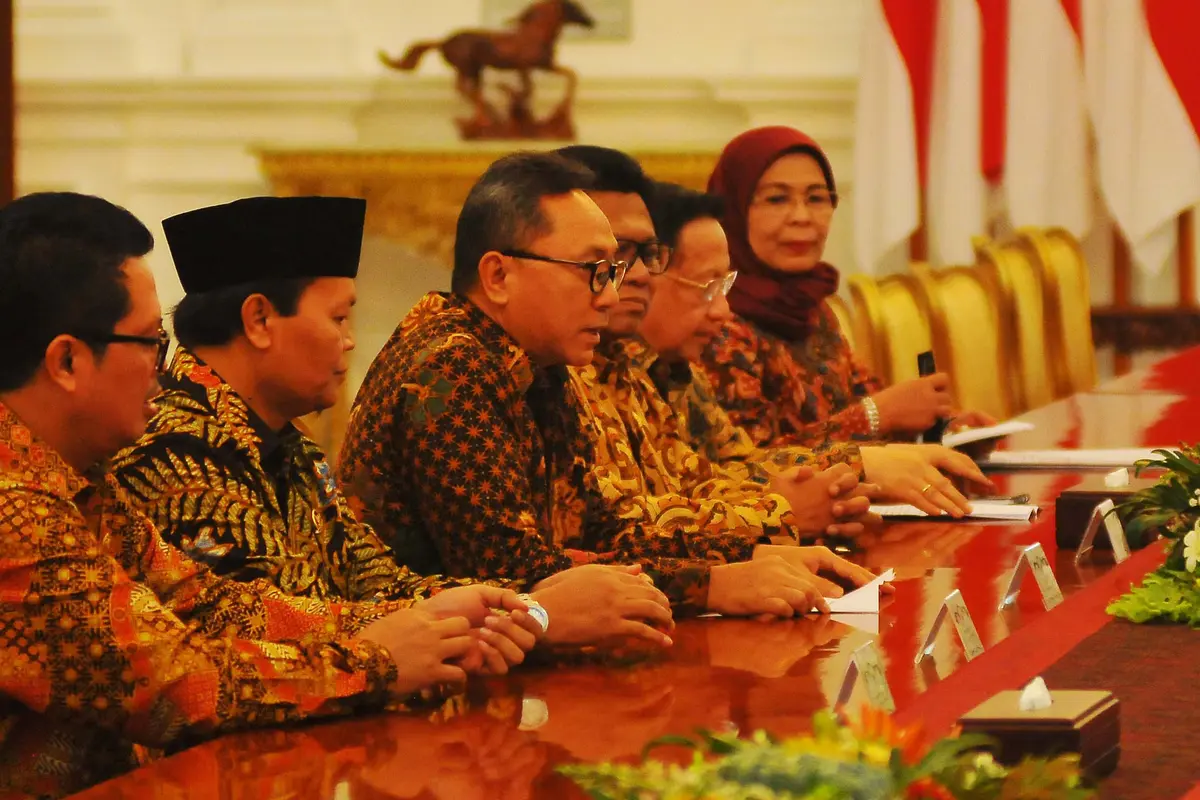 20170124-Jokowi-terima-pimpinan-MPR-di-istana-AY