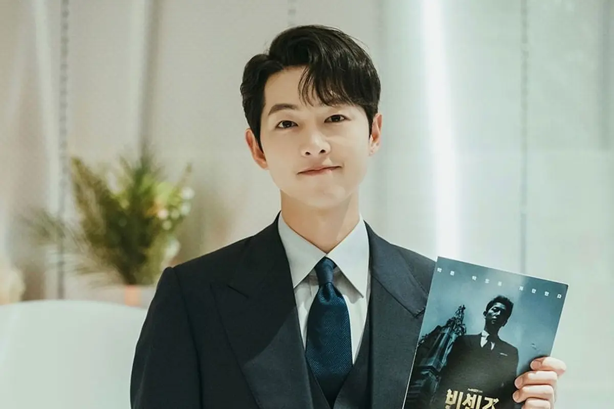 Song Joong Ki dalam Vincenzo. (tvN via Instagram/ /tvndrama.official)