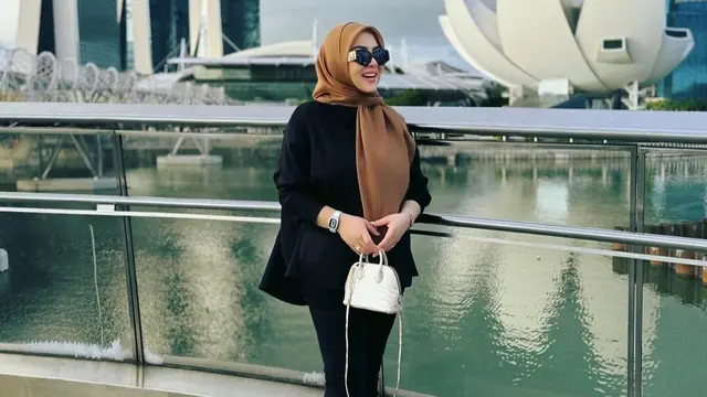 Syahrini Diduga Hamil Anak Pertama