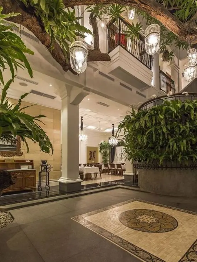 [Bintang]Jadi Tempat Jokowi Tunjuk Cawapres, Begini Suasana Nyaman Restoran Plataran Menteng