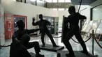 Sebuah diorama yang menggambarkan penembakan terhadap empat mahasiswa oleh pasukan keamanan terlihat di Museum Tragedi 12 Mei di kampus Universitas Trisakti, Jakarta pada 22 April 2026. (Yasuyoshi Chiba/AFP)