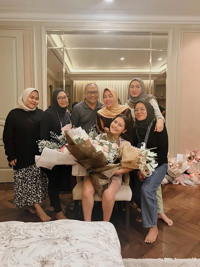 Genap 26 Tahun, Ini 7 Momen Kejutan Ulang Tahun Prilly Latuconsina