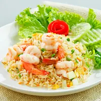 ilustrasi nasi goreng/John Kasawa/Shutterstock