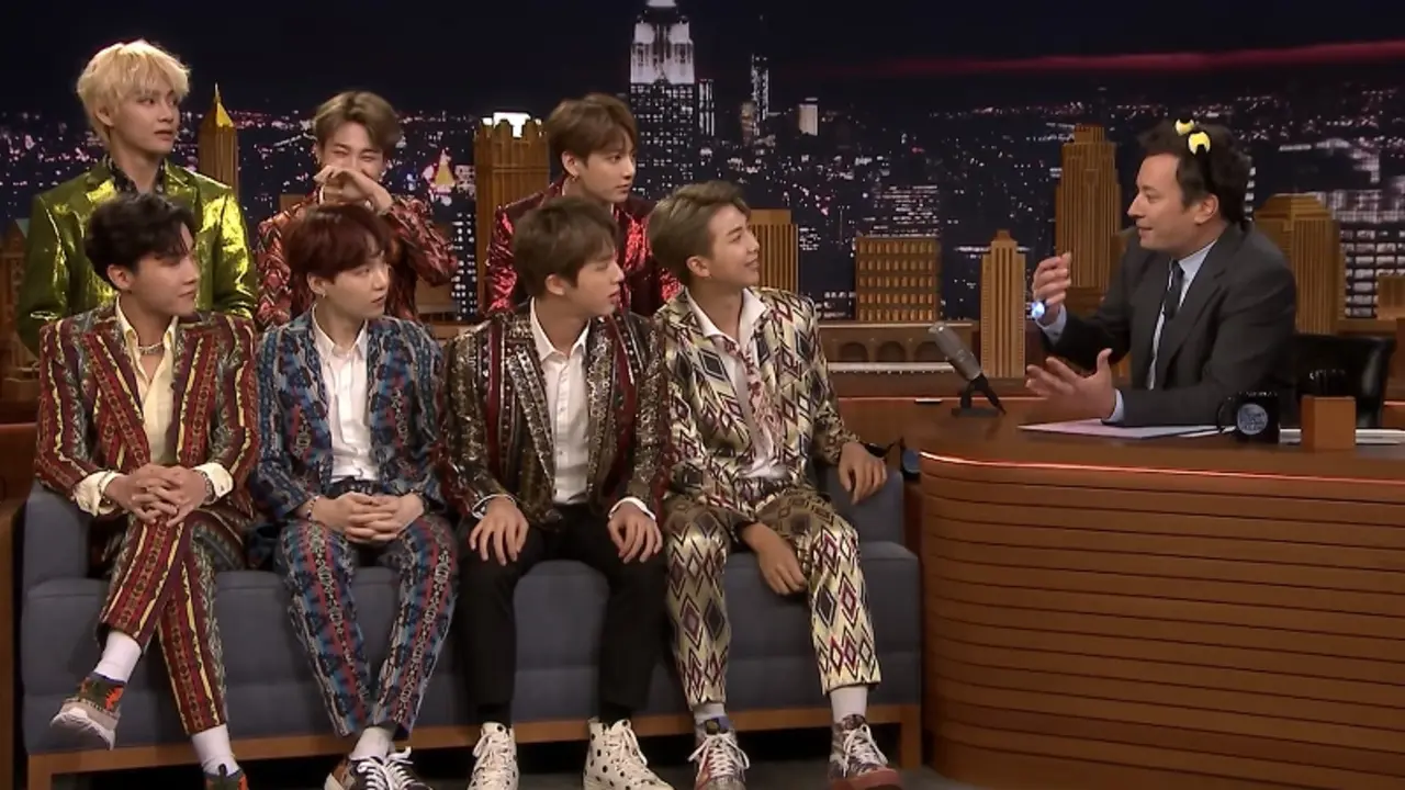 BTS saat menjadi bintang tamu talk show Jimmy Fallon (YouTube/ The Tonight Show Starring Jimmy Fallon)