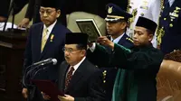 Jokowi di Istana Merdeka, JK ke Istana Wapres