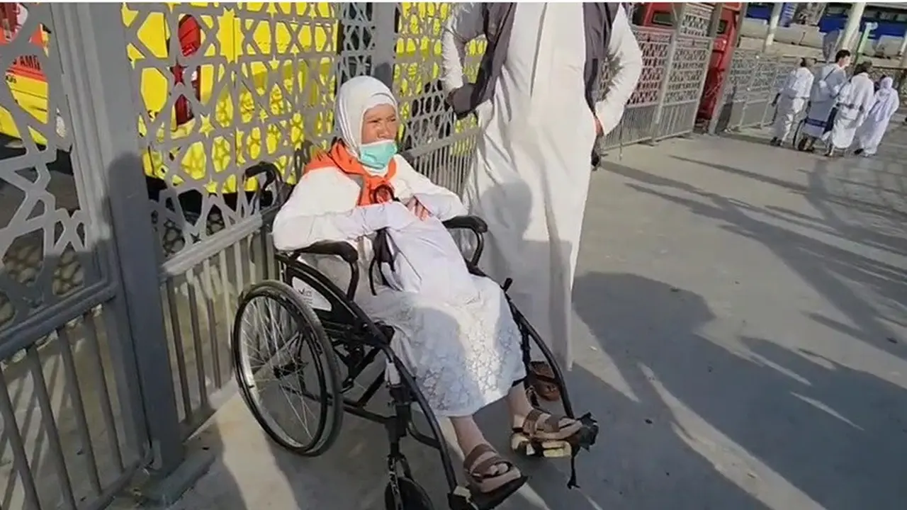 Mengenal Kartu Kendali Umrah Wajib, Pelindung Jemaah Haji dari Pendorong Kursi Roda Masjidil Haram Ilegal