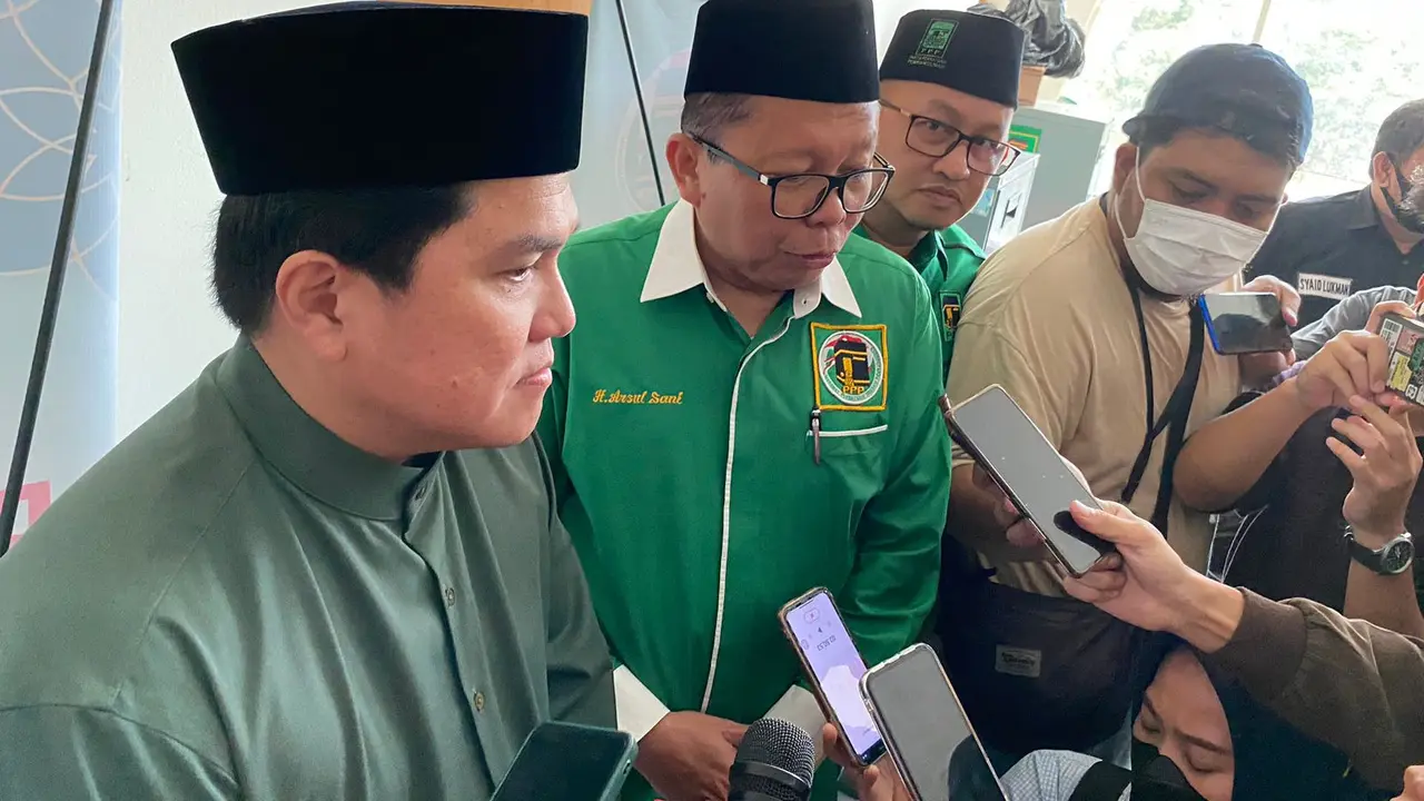 Menteri Badan Usaha Milik Negara (BUMN) Erick Thohir menjadi di acara Seminar Nasional dan Temu Tokoh Perempuan WPP di Kantor DPP PPP, Menteng, Jakarta Pusat. (Winda Nelfira/Liputan6.com)