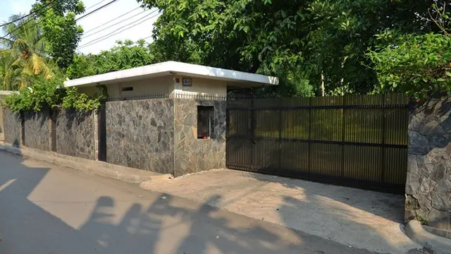 7 Potret Rumah Mewah Farhan, Berdiri di Atas Tanah Luas dan Bergaya Modern