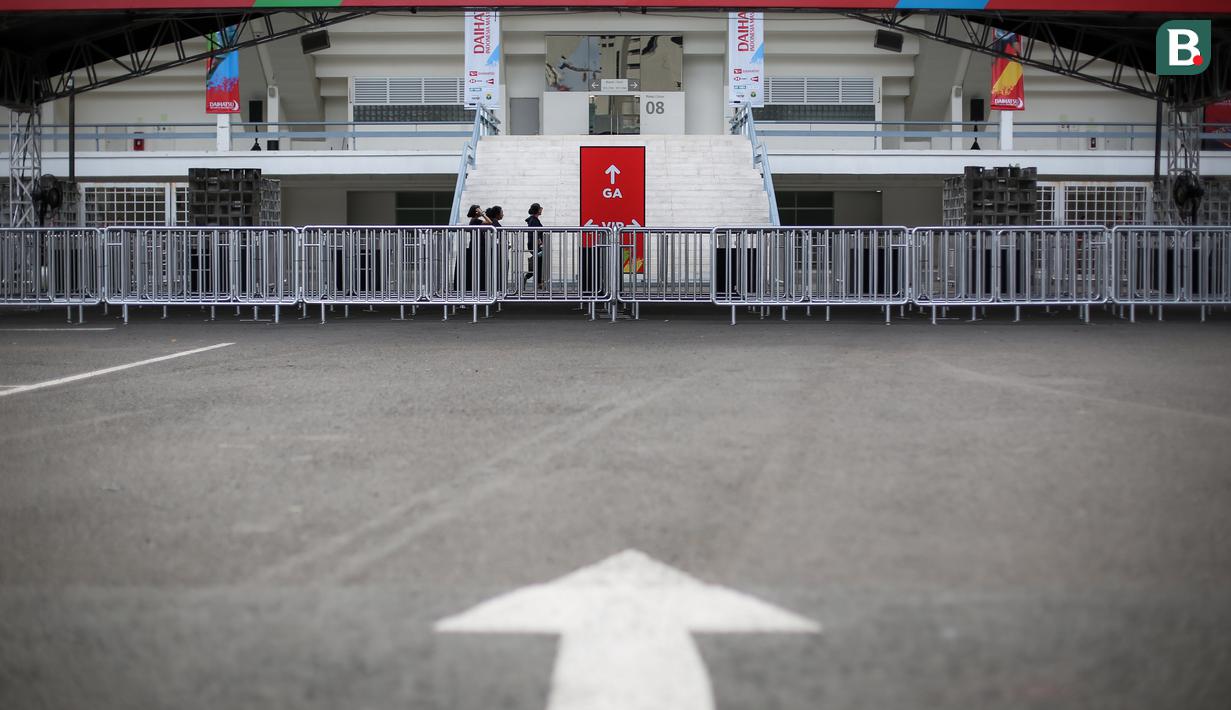 <p>Suasana Istora Senayan, Jakarta menjelang Indonesia Masters 2023 pada Senin (23/01/2023). Ajang ini nantinya akan berlangsung dari 24 hingga 29 Januari 2023. (Bola.com/Bagaskara Lazuardi)</p>