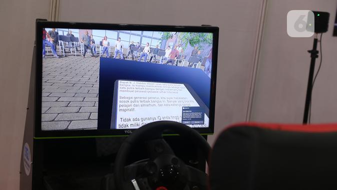 Belajar berpidato dengan simulator unik di International Habibie Festival. (Liputan6.com/ Keenan)