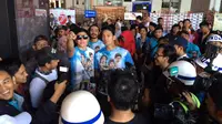 Bintang Warkop DKI Reborn Bikin Heboh Stasiun Jakarta Kota