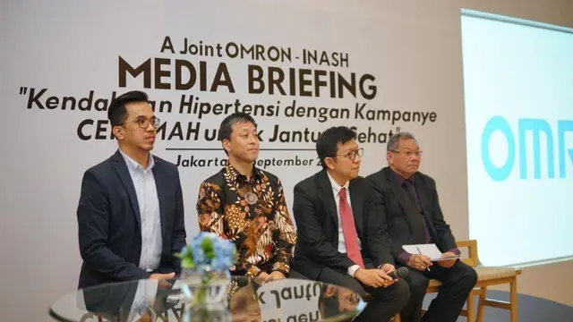 Dokter Tunggul D. Situmorang (paling kanan) dan Dokter Yuda Turana (kedua dari kanan) dalam temu media di Jakarta pada Kamis (20/9/2019) (Istimewa)