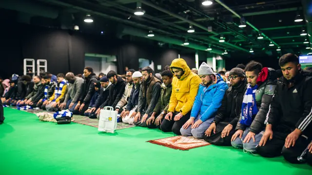 Foto: Melihat Momen Bersejarah saat Chelsea Jadi Klub Pertama Liga Inggris yang Gelar Buka Puasa Bersama di Stamford Bridge