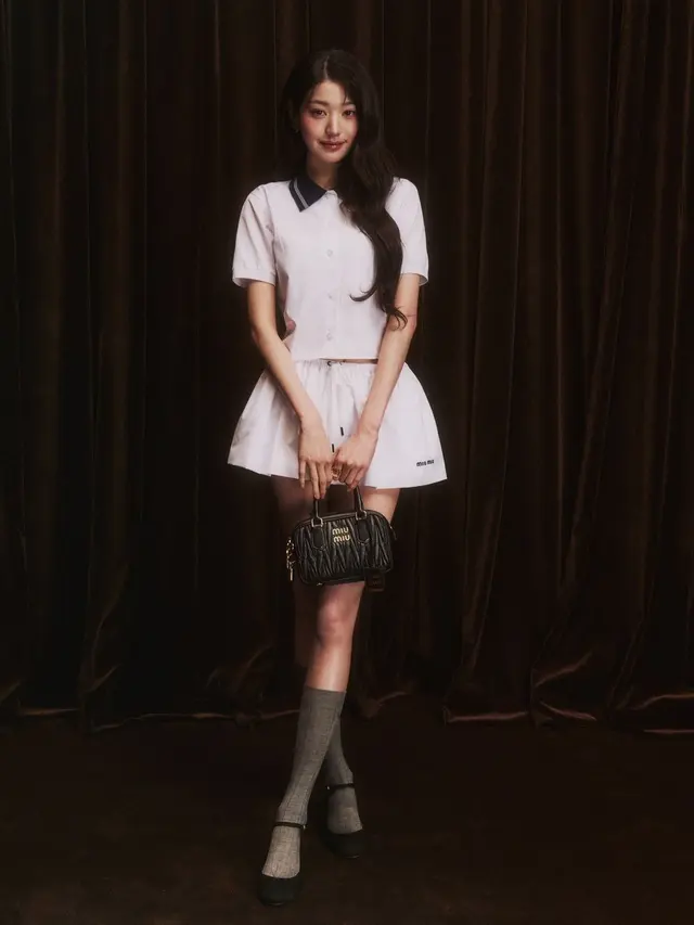 Jang Wonyoung IVE (Instagram/miumiu)