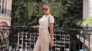 Gaya kasual Jennifer Bachdim ini pun tak lepas dari sorotan netizen. Terlebih, meski telah memiliki tiga anak, penampilan Jennifer Bachdim tetap terlihat bak anak muda. (Liputan6.com/IG/@jenniferbachdim)