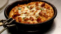 ilustrasi pizza/Photo by muhammad umair on Unsplash