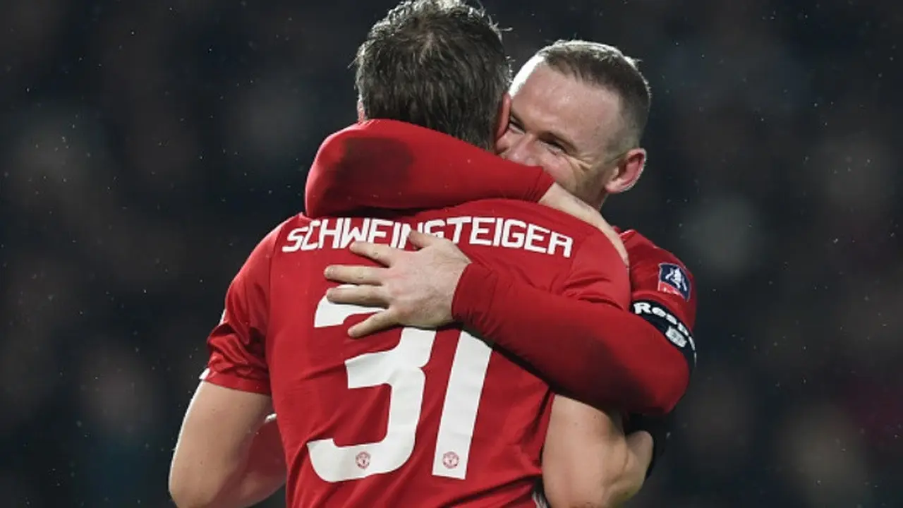bastian schweinsteiger - wayne rooney