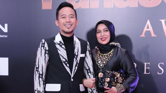 Dikabarkan Meninggal, Istri Denny Cagur Sudah Kembali 