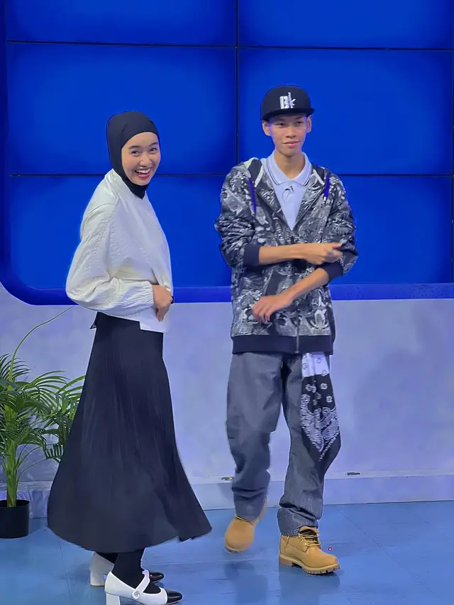 6 Potret Selfi Nafilah dan Mikala Saka, Sang Putra yang Ikuti Jejak Rapper Iwa K