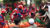 Warga Minta Bantuan Damkar untuk Bantu Pemakamaan Jenazah Seberat 200 Kg. (Dok: IG @damkarjakartatimur)