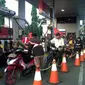 Angkutan umum atau kendaraan lain yang membutuhkan solar pada lari ke luar Jakarta Pusat. 