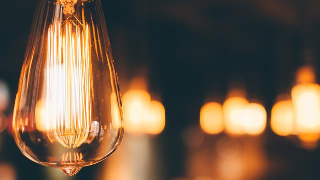 Ilustrasi Lampu Bohlam