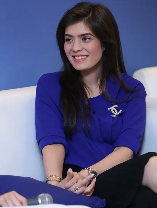 "Makanya kita sebagai seorang ibu harus pintar. Harus bisa menanamkan yang baik-baik, seperti cuci tangan habis makan, pakai sabun setelah dan sebelum makan," papar aktris kelahiran Jerman, 12 September 1984 ini. (Andy Masela/Bintang.com)