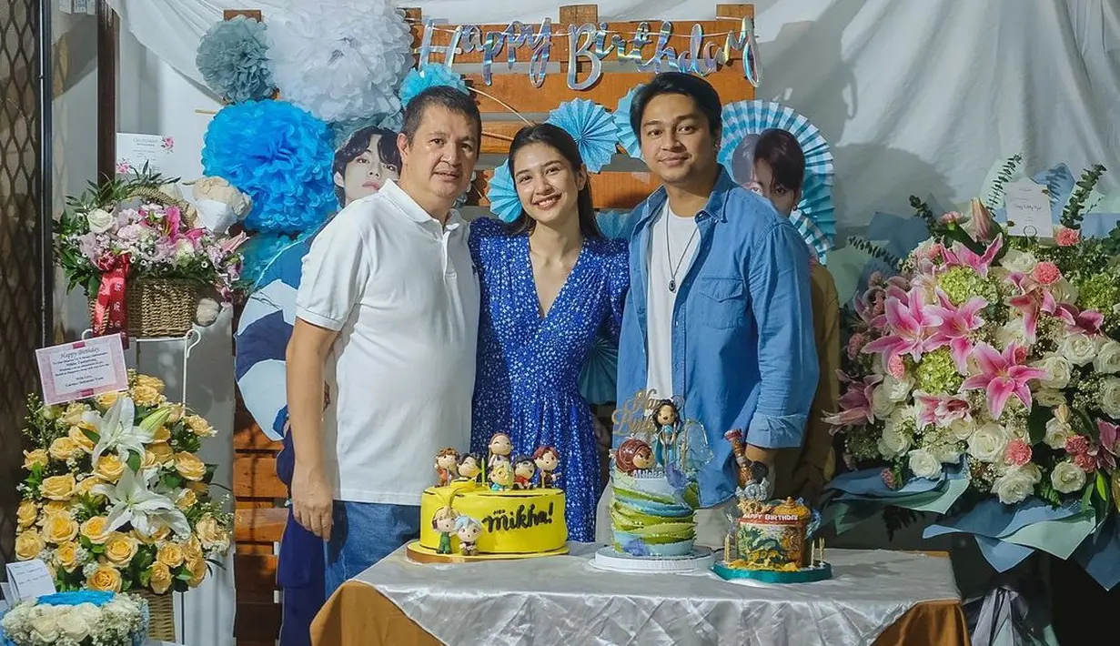 Ayah, Mikha Tambayong dan Deva Mahenra. (Instagram/miktambayong)