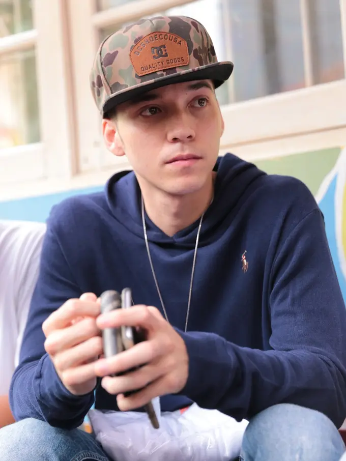 [Bintang] Stefan William